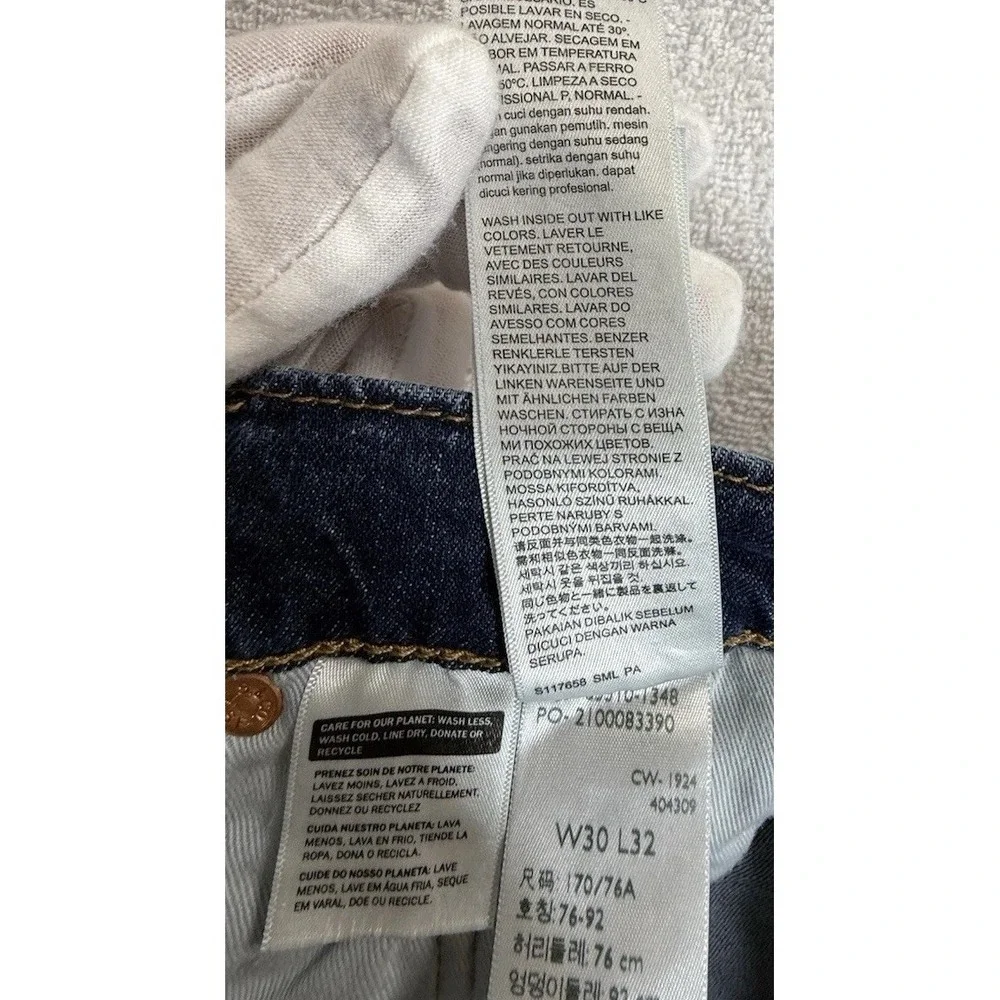 Levi's 511 Jeans Mens 30x32 Blue Slim Fit Medium Wash Faded American Denim Pants